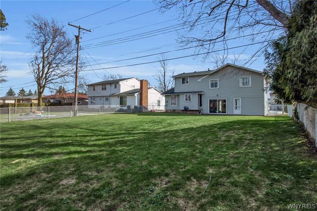 378 South Creek Drive, Cheektowaga, NY 14043