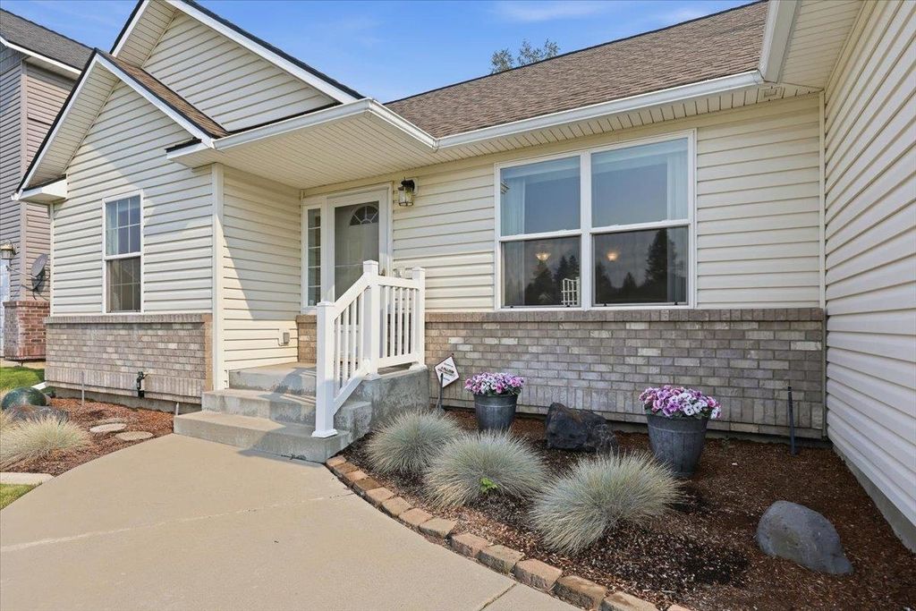2112 S Katy Ct, Spokane, WA 99224 photo 3