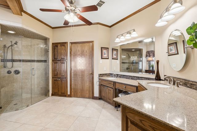 5307 Hidden Trails Drive, Arlington, TX 76017