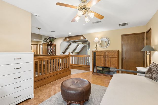 5307 Hidden Trails Drive, Arlington, TX 76017