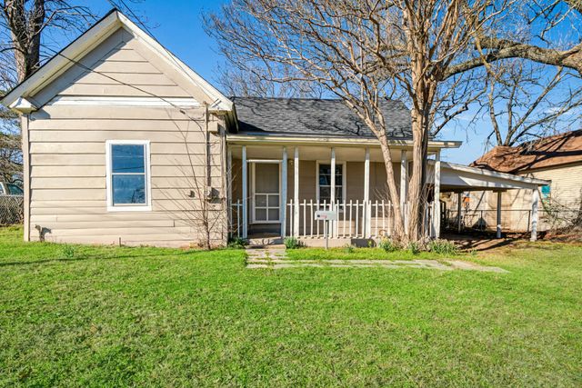 1716 Maple Avenue, Paris, TX 75460