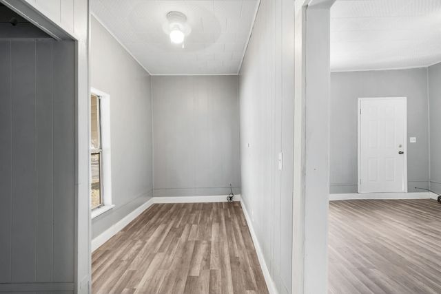 1716 Maple Avenue, Paris, TX 75460