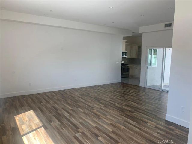 16507 San Fernando Mission Boulevard, Granada Hills, CA 91344
