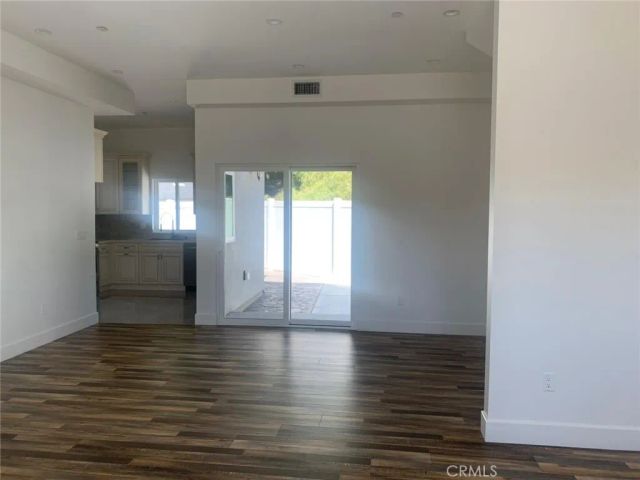 16507 San Fernando Mission Boulevard, Granada Hills, CA 91344