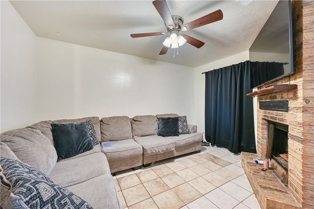 2800, 1001, 1003, 1005 Forest Bend Drive, Bryan, TX 77801