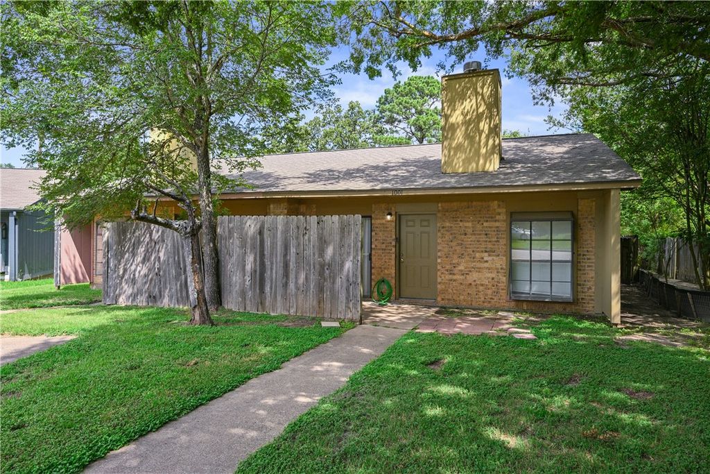 2800, 1001, 1003, 1005 Forest Bend Drive, Bryan, TX 77801 — photo 3