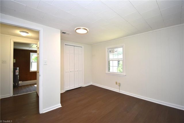2013 N Ashland Drive, Burlington, NC 27217