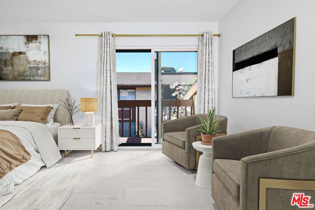 13942 Oxnard Street, Los Angeles, CA 91401