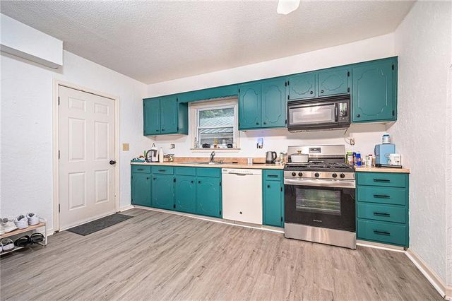 3521 N 65th Street, Kansas City, KS 66104