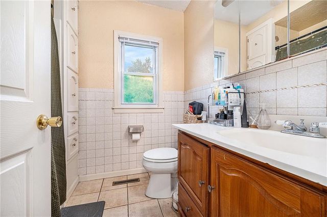 3521 N 65th Street, Kansas City, KS 66104