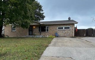 926 Crescent Drive, Sikeston, MO 63801