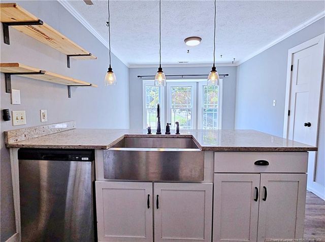 4122 Mill Bridge Road, Hope Mills, NC 28348