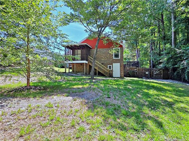 4122 Mill Bridge Road, Hope Mills, NC 28348