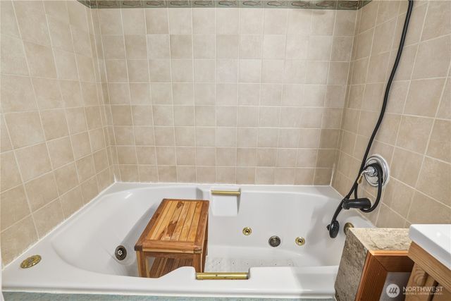 32611 SE 108th Street, Issaquah, WA 98027