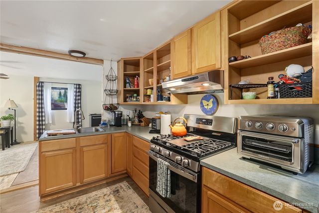 32611 SE 108th Street, Issaquah, WA 98027