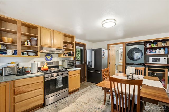 32611 SE 108th Street, Issaquah, WA 98027