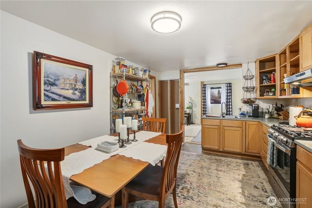 32611 SE 108th Street, Issaquah, WA 98027