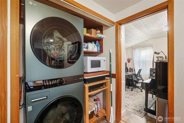 32611 SE 108th Street, Issaquah, WA 98027