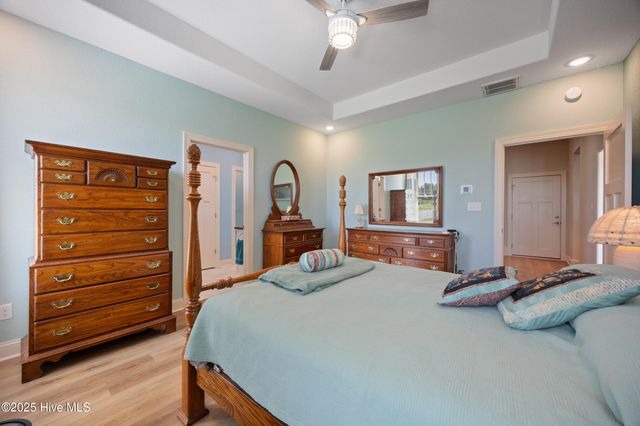 160 Pelican Pointe Drive, Elizabeth City, NC 27909