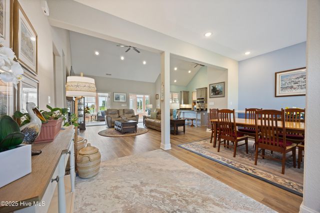 160 Pelican Pointe Drive, Elizabeth City, NC 27909