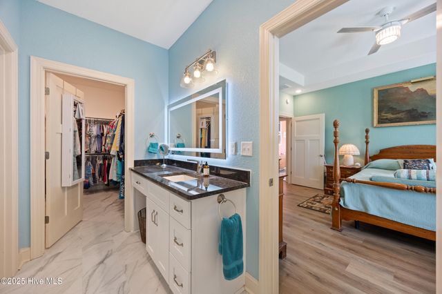 160 Pelican Pointe Drive, Elizabeth City, NC 27909
