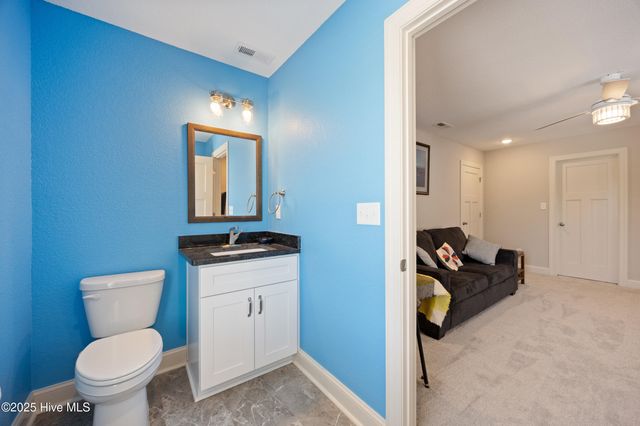 160 Pelican Pointe Drive, Elizabeth City, NC 27909