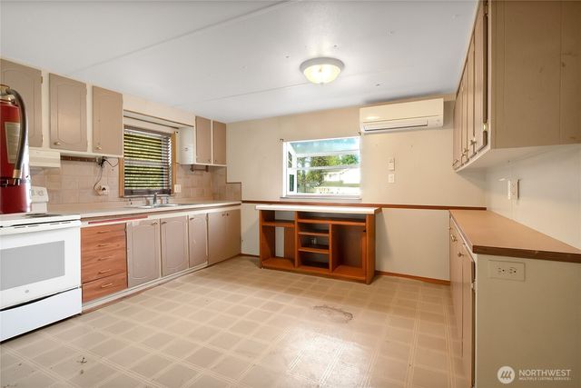 20006 117TH Street E, Bonney Lake, WA 98391