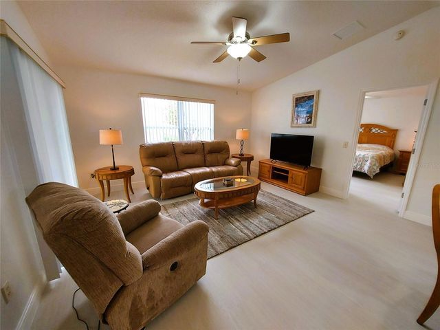 1240 PAGELAND WAY, The Villages, FL 32162