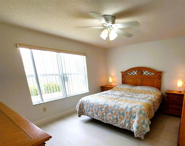 1240 PAGELAND WAY, The Villages, FL 32162