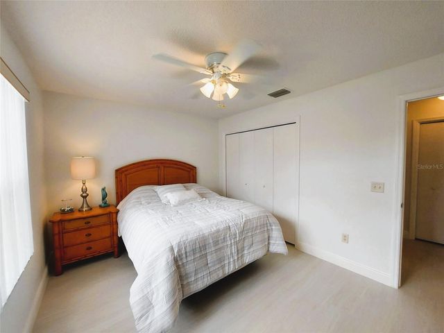 1240 PAGELAND WAY, The Villages, FL 32162
