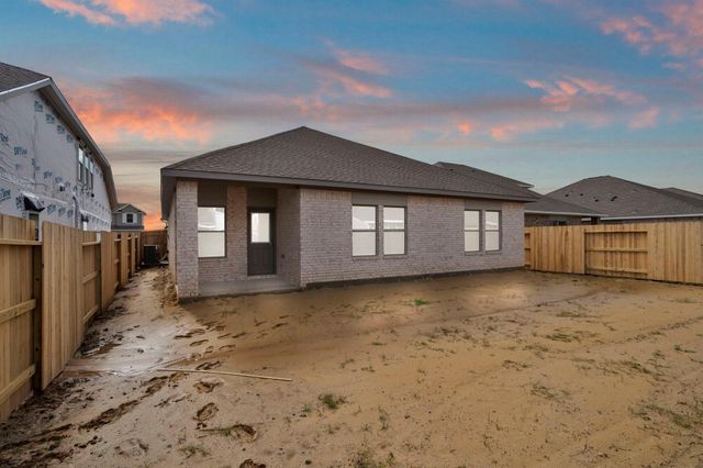 1923 Stargazer Lane, Angleton, TX 77515