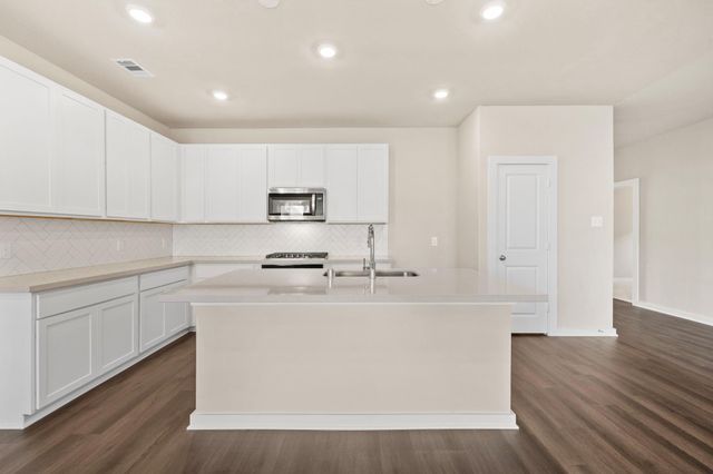 1923 Stargazer Lane, Angleton, TX 77515