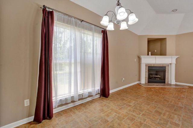 5401 BLUE DIAMOND ST, Memphis, TN 38109