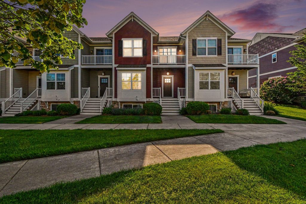 4312 St Annes Avenue Se 12, City Of Kentwood, MI 49512