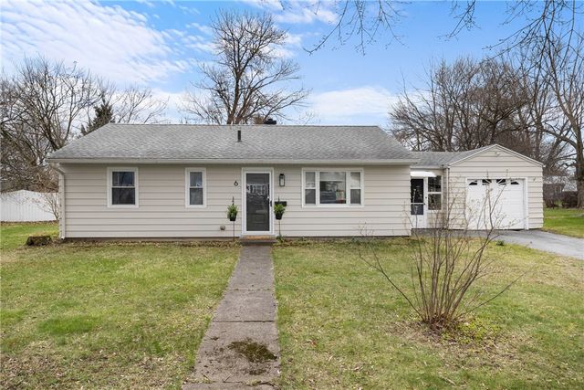 6 Fairchild Road, Gates, NY 14606