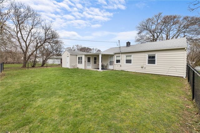 6 Fairchild Road, Gates, NY 14606