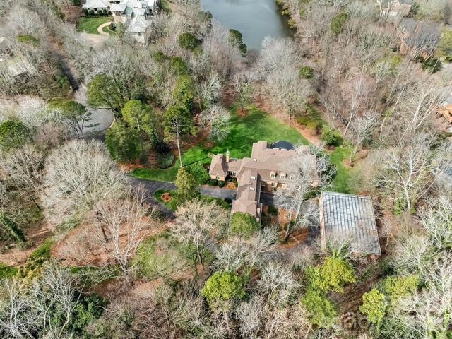 2750 Loch Lane, Charlotte, NC 28226