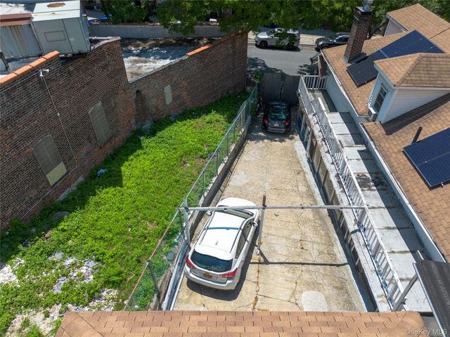 191 W 168th Street, Bronx, NY 10452