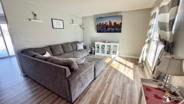 445 Toll Street, Monroe, MI 48161