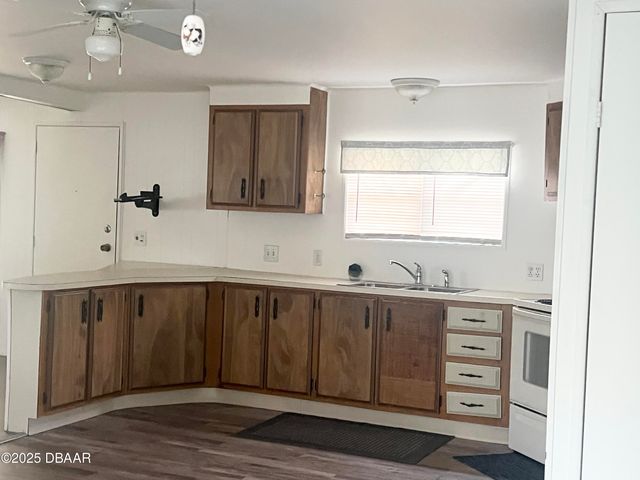 210 Sand Pebble Circle, Port Orange, FL 32129