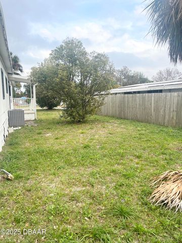 210 Sand Pebble Circle, Port Orange, FL 32129