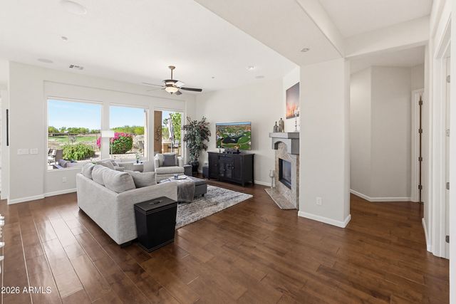 12369 W RUNNING DEER Trail, Peoria, AZ 85383