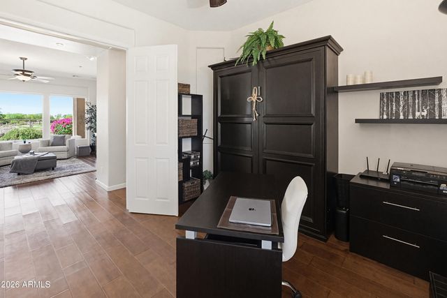12369 W RUNNING DEER Trail, Peoria, AZ 85383