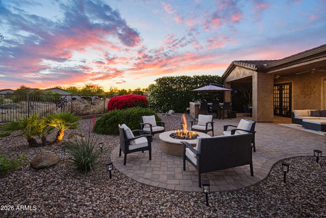 12369 W RUNNING DEER Trail, Peoria, AZ 85383