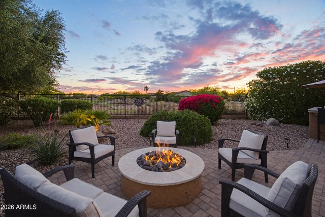 12369 W RUNNING DEER Trail, Peoria, AZ 85383
