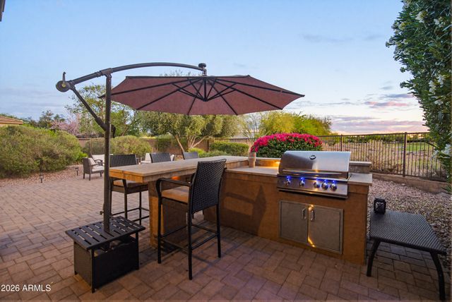 12369 W RUNNING DEER Trail, Peoria, AZ 85383