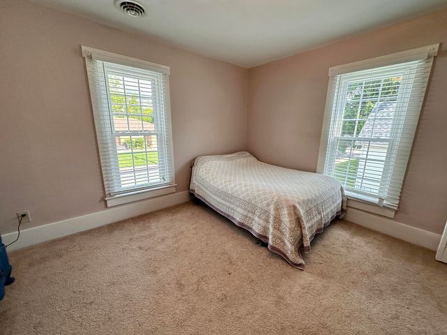 221 N Hayes Street 221 N Hayes Street, Bellefontaine, OH 43311