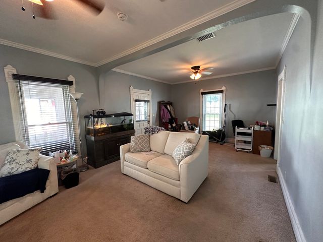 221 N Hayes Street 221 N Hayes Street, Bellefontaine, OH 43311