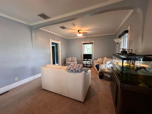 221 N Hayes Street 221 N Hayes Street, Bellefontaine, OH 43311