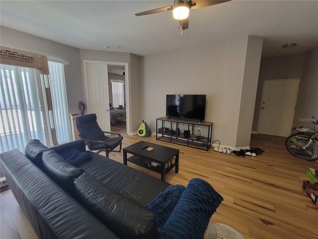 5052 SUNRIDGE PALMS DRIVE 104, Tampa, FL 33617